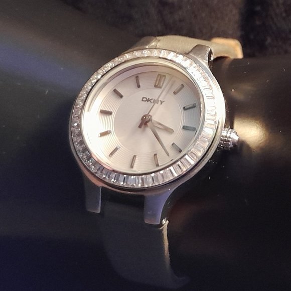 DKNY Chambers Silver Dial Baguette Crystal Faceted Ladies Grey Leather Watch